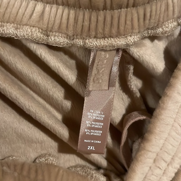 SKIMS Velour Jogger Pants in Honey plus size 2X - Picture 5 of 7